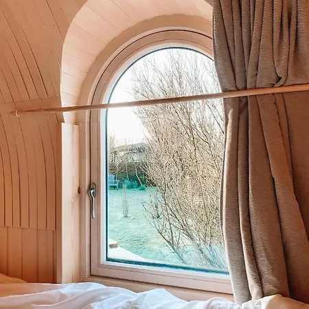 Igluhut De Keet, In Natuurgebied En Vlakbij Het Apartment Callantsoog